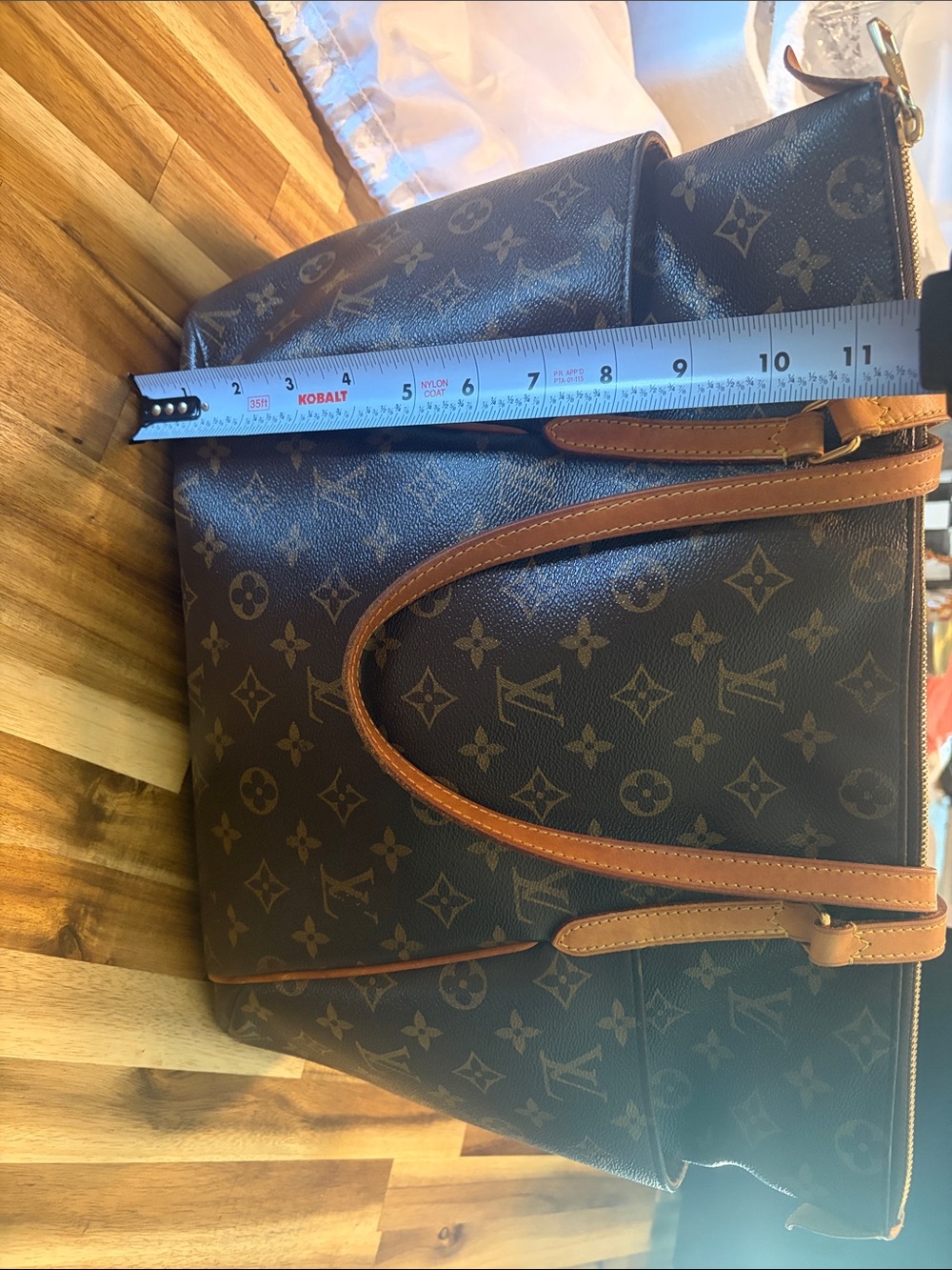 Louis Vuitton Monogram Canvas Brown Tote with Tan Leather Straps - Picture 10 of 10